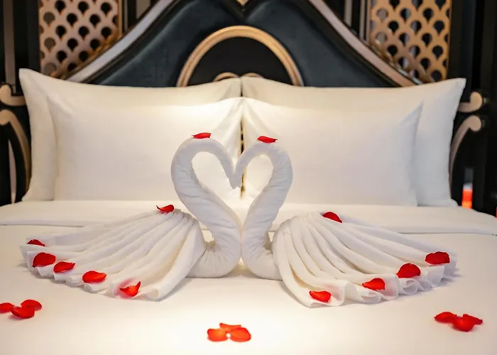  New La Casta Star 6-Star Cruise Lan Ha Bay - Balcony & Bathtub Ocean View Hạ Long
