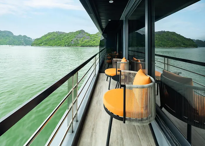 New La Casta Star 6-Star Cruise Lan Ha Bay - Balcony & Bathtub Ocean View * Hạ Long