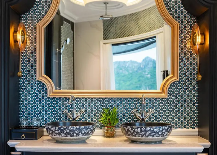 New La Casta Star 6-Star Cruise Lan Ha Bay - Balcony & Bathtub Ocean View  *