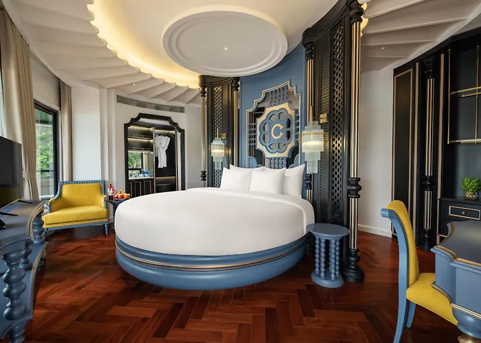  New La Casta Star 6-Star Cruise Lan Ha Bay - Balcony & Bathtub Ocean View *