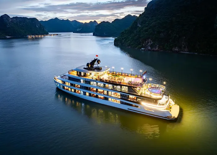 New La Casta Star 6-Star Cruise Lan Ha Bay - Balcony & Bathtub Ocean View * Hạ Long